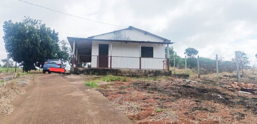 Casa à venda no bairro Jardim São Fernando