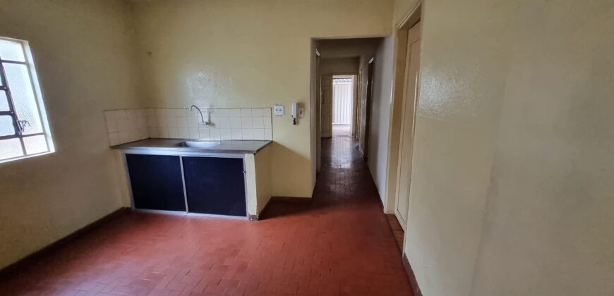 Casa para locação no bairro Nossa Sra. Aparecida