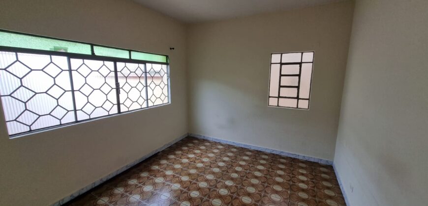 Casa para locação no bairro Nossa Sra. Aparecida