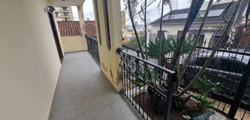 Casa para locação no Centro