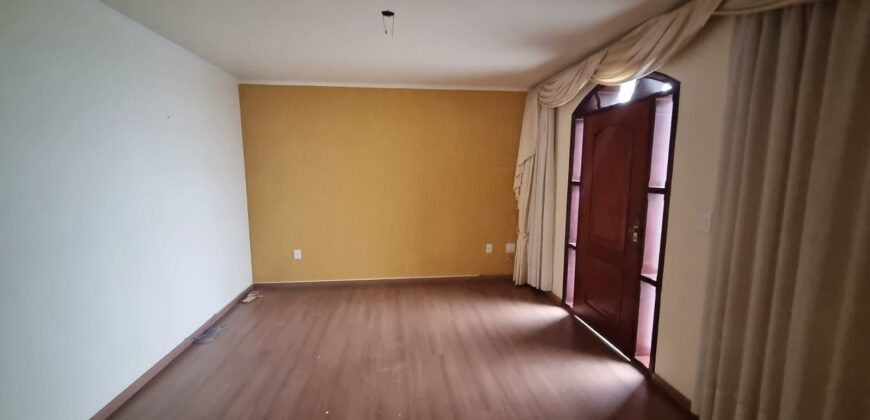 Casa para locação no Centro
