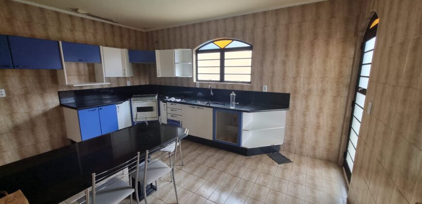 Casa para locação no Centro