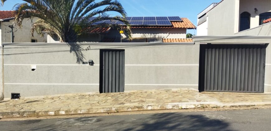 Casa à venda no bairro Colina Santa Barbara