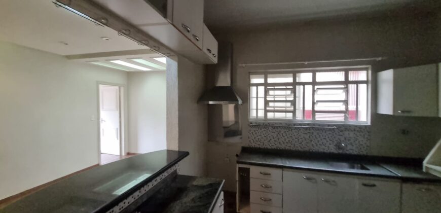 Casa para locação no bairro Primavera