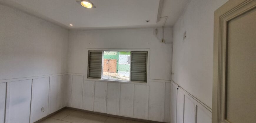 Casa para locação no bairro Primavera