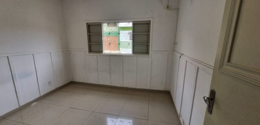 Casa para locação no bairro Primavera