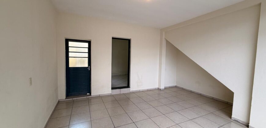 Casa para locação no bairro Recanto dos Barreiros