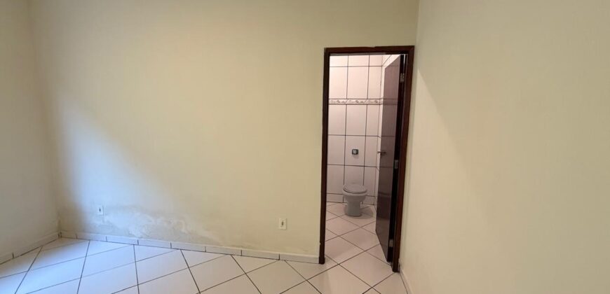 Casa para locação no bairro Recanto dos Barreiros