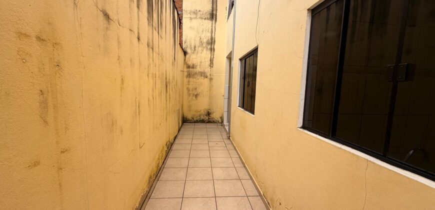 Casa para locação no bairro Recanto dos Barreiros