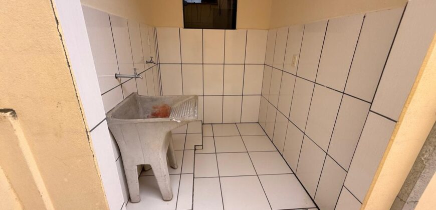 Casa para locação no bairro Recanto dos Barreiros