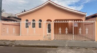 Casa para locação no bairro Fátima III