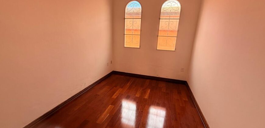 Casa para locação no bairro Fátima III
