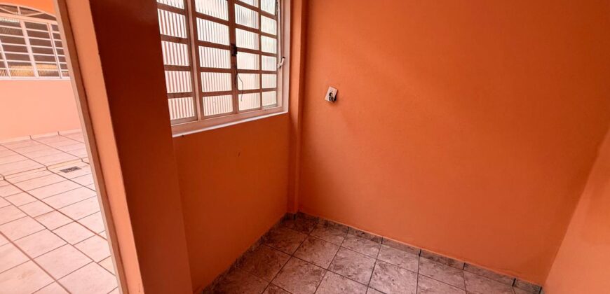 Casa para locação no bairro Fátima III