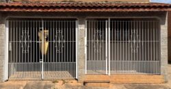 Casa para locação no bairro Jatobá