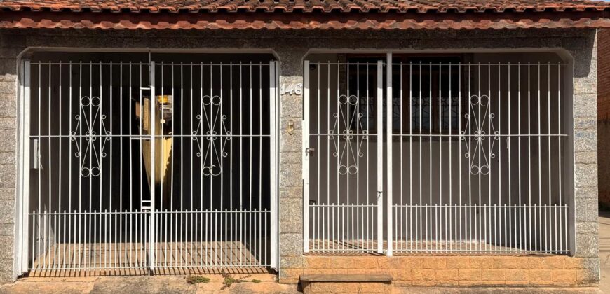 Casa para locação no bairro Jatobá