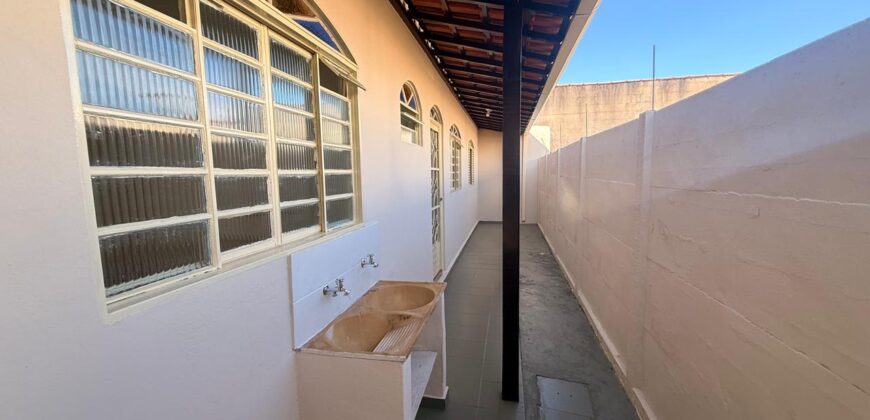 Casa para locação no bairro São Carlos