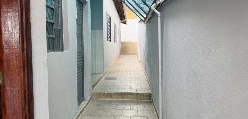 Casa para locação no bairro Cruzeiro