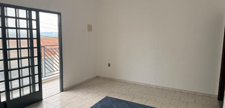 Casa para locação no bairro Cruzeiro