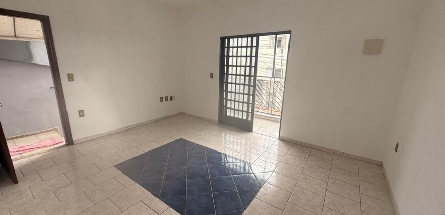 Casa para locação no bairro Cruzeiro