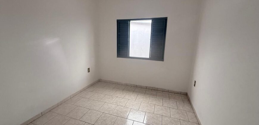 Casa para locação no bairro Cruzeiro