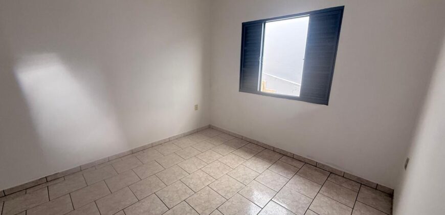 Casa para locação no bairro Cruzeiro