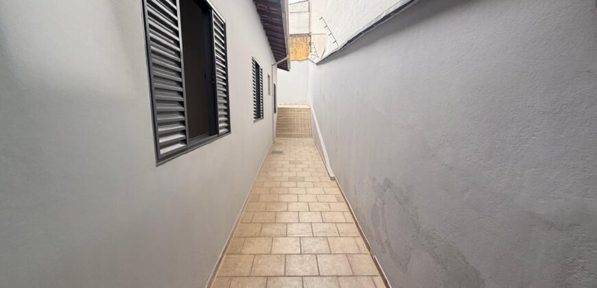 Casa para locação no bairro Cruzeiro